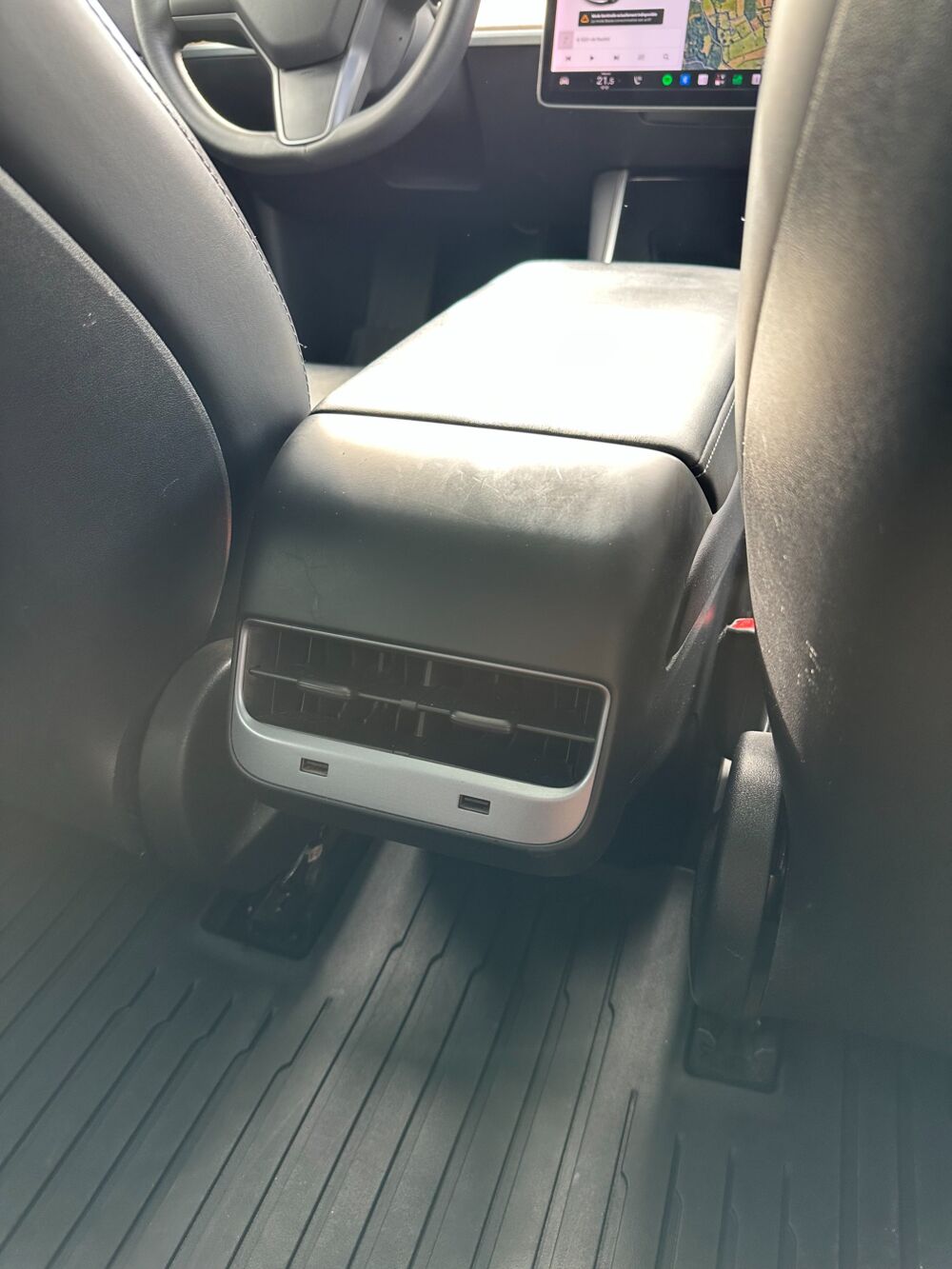 Model 3 LONG RANGE DUAL MOTOR 4WD / SOH 80% 400 Km AUTONOMIE 2019 occasion 44220 Cou&euml;ron