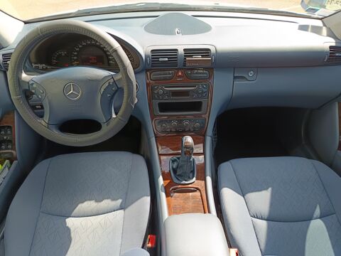 Classe C 1.8 180 KOMPRESSOR 140ch ELEGANCE / Entretiens complet/ Parf 2002 occasion 69420 Ampuis