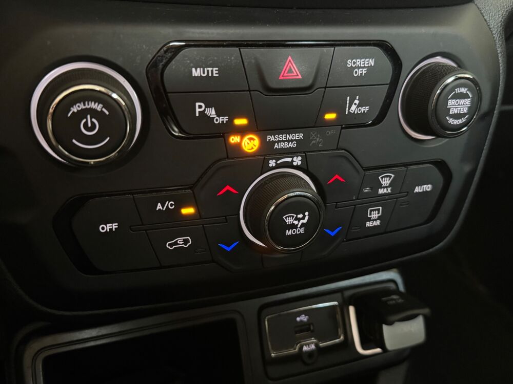 Renegade 1.0 GSE 120CH LIMITED 2WD/ APPLE CARPLAY / CAMERA DE RECUL 2019 occasion 33260 La Teste-de-Buch