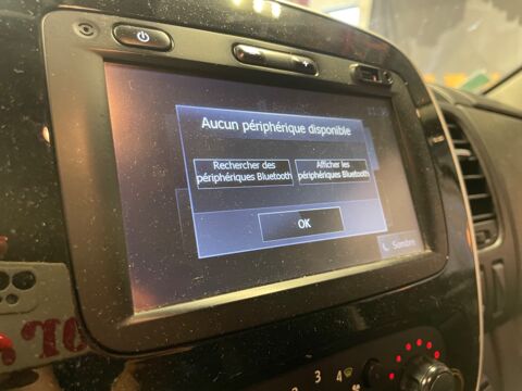 Vivaro COMBI BITURBO 1.6 CDTI 120Ch 9 PLACES / ATTELAGE 2015 occasion 24750 Tr&eacute;lissac