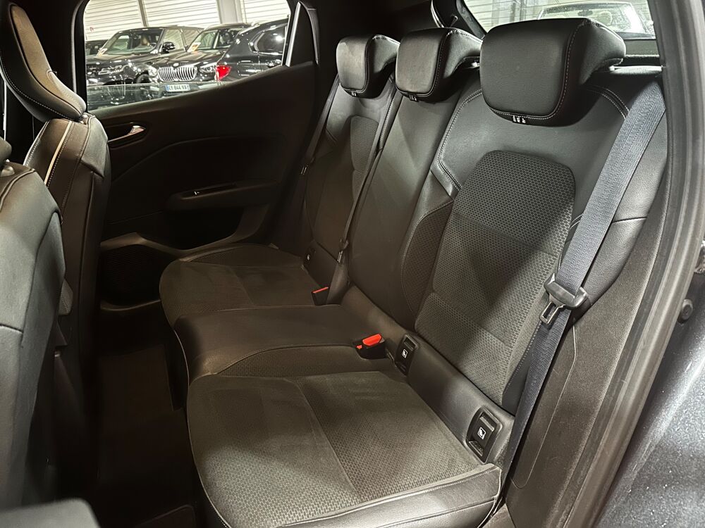 Clio 1.0 TCE 90 INTENS / CARPLAY / RADARS AR / SEMI-CUIR / PHARES 2021 occasion 29000 Quimper