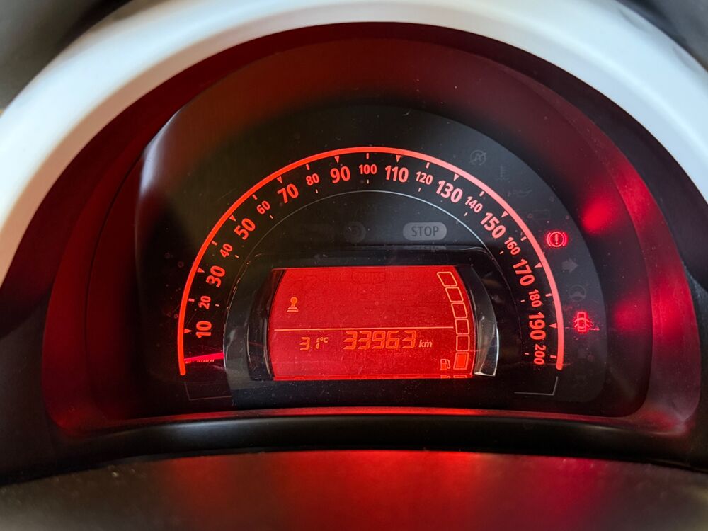 Twingo 1.0 SCE 70 CH COSMIC 2018 occasion 24750 Tr&eacute;lissac