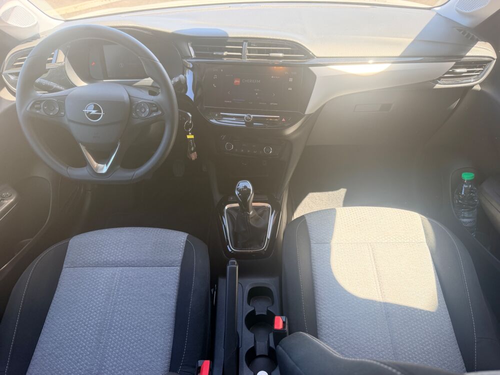 Corsa 1.2 T 75 CH MID-LIFE EDITION + CAMERA DE RECUL + CARPLAY 2024 occasion 97410 Saint-Pierre