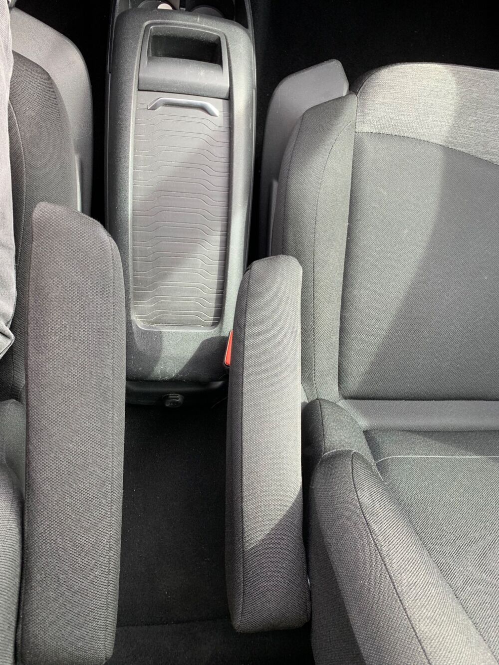 C4 Picasso 1.2 PURETECH 130cv BUSINESS EAT BVA START-STOP / MOTEUR NEUF 2018 occasion 69420 Ampuis