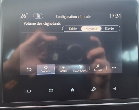 Clio 1.6 E-TECH 140 CH 90 HYBRID FULL-HYBRID LIMITED BVA + CAMERA 2022 occasion 97410 Saint-Pierre