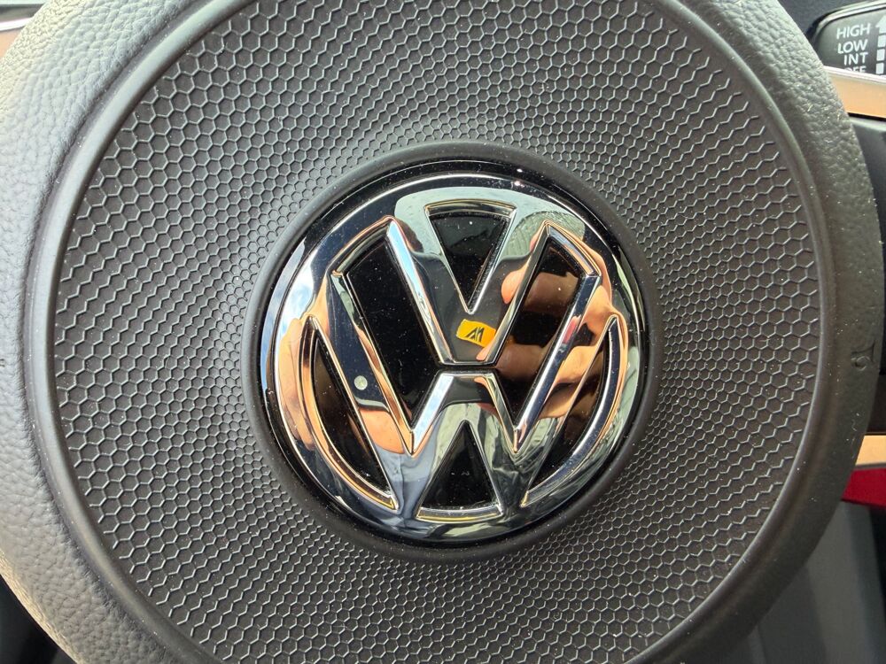 Tiguan BLACK R-LINE 150Ch DSG ORIGINE FR - SUIVI VOLKSWAGEN -TOIT O 2019 occasion 27000 &Eacute;vreux