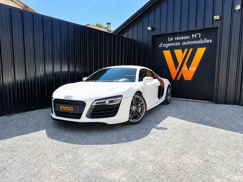 R8 COUPE 5.2 FSI 550 Ch V10 PLUS QUATTRO S-TRONIC BVA 2013 occasion 24750 Tr&eacute;lissac