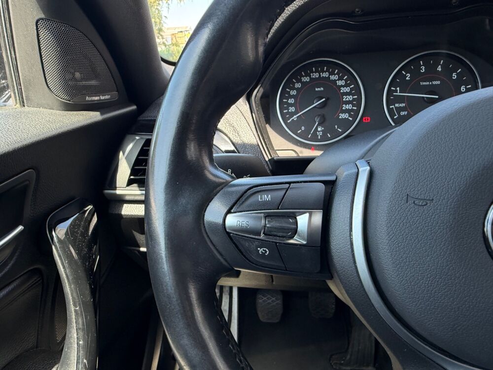 S&eacute;rie 1 M 135I 326CH PERFORMANCE PROPULSION / HARMAN KARDON / FULL C 2015 occasion 74600 Seynod