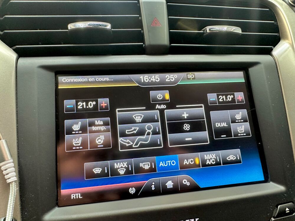 Mondeo 2.0 TDCI BI-TURBO 210 VIGNALE / DISTRIBUTION FAITE / ATTELAG 2016 occasion 55430 Belleville-sur-Meuse