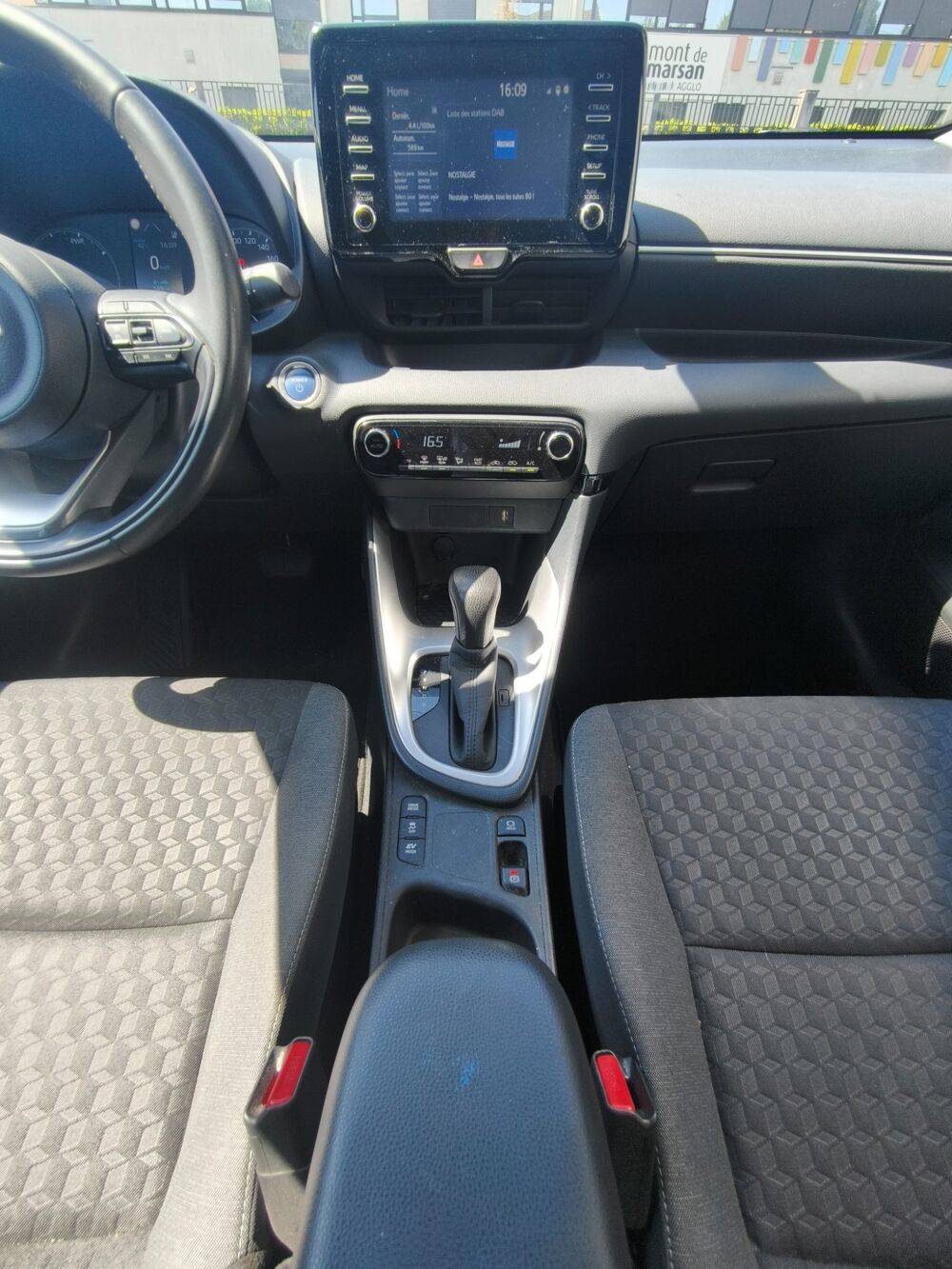 Yaris 1.5 116 CH FULL-HYBRID HATCHBACK DYNAMIC BVA 1ERE MAIN / CAR 2023 occasion 40000 Mont-de-Marsan