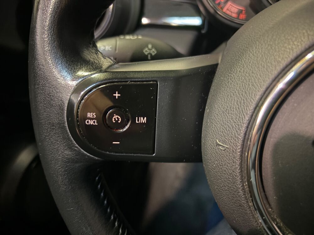 Cooper 1.5 136ch COOPER ESSENTIAL/ RADAR AR/ FEUX LED AUTO 2022 occasion 78125 Gazeran