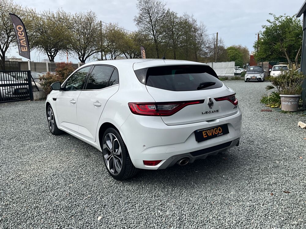 M&eacute;gane GT 160CH / CARPLAY / SIEGE BAQUET / BLEUTOOTH 2019 occasion 17000 La Rochelle