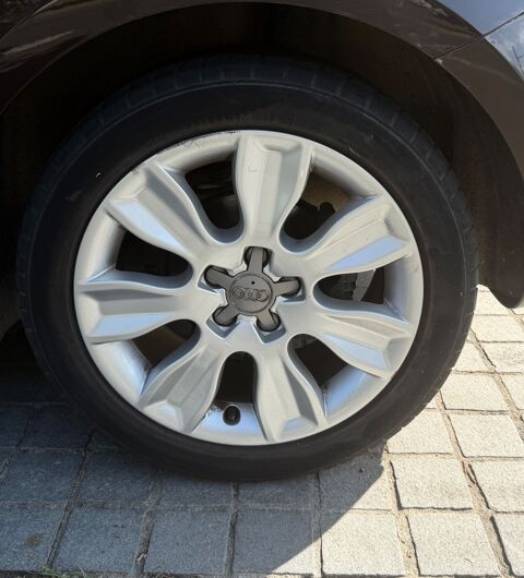 A1 SPORTBACK 1.6 TDI 90 AMBITION 2012 occasion 33100 Bordeaux