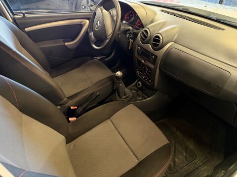Duster 1.5 DCI 90 CH 4X4 - ATTELAGE- DISTRIBUTION OK 2013 occasion 69400 Arnas