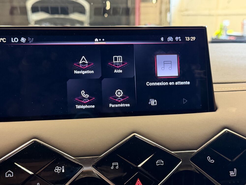 DS3 1.5 BLUEHDI 130 Ch ETOILE BVA SIEGES CHAUFFANTS/ CARPLAY SAN 2024 occasion 24750 Tr&eacute;lissac