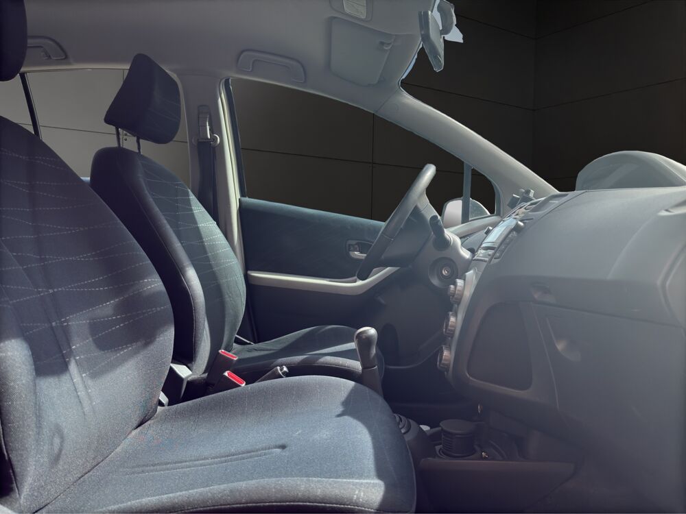 Yaris 1.3 VVTI 85 LUNA PACK - entretien constructeur complet - Dis 2008 occasion 68000 Colmar