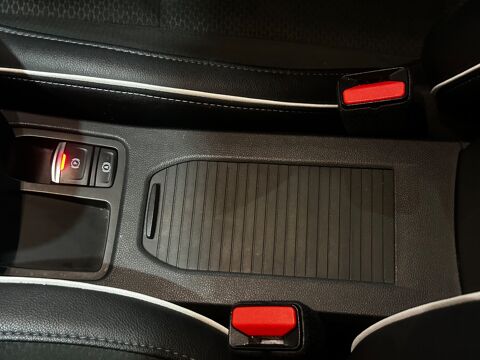 Clio 1.0 TCE 90 INTENS / CARPLAY / RADARS AR / SEMI-CUIR / PHARES 2021 occasion 29000 Quimper