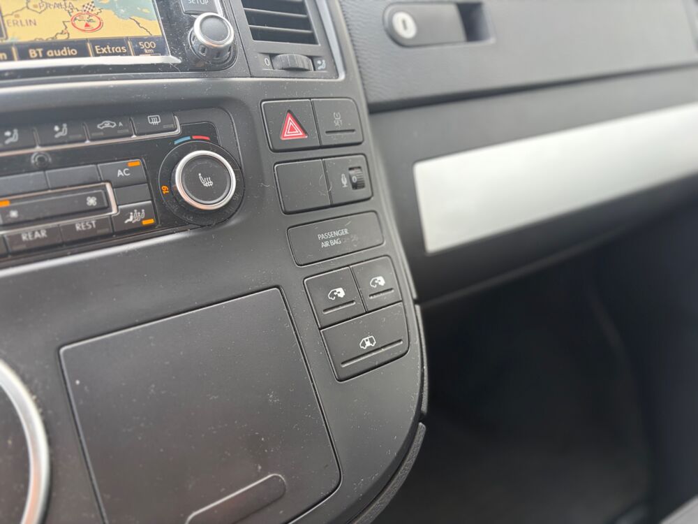 MULTIVAN T5 2.0 TDI 180CH BLUEMOTION HIGH LINE 4MOTION DSG / MOTEUR N 2011 occasion 25300 Pontarlier