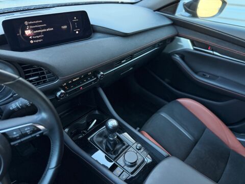 Mazda3 2.0 SKYACTIV-X 185ch HYBRID MHEV BLACKOUT EDITION BUSINESS 2024 occasion 25300 Pontarlier