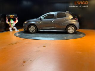 Yaris 1.5 VVTI 116ch FULL-HYBRID 0.8KWH DYNAMIC BVA // ENTRETIEN T 2022 occasion 33320 Eysines