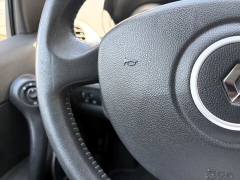 Clio III PHASE 2 – 5 PORTES – 1.2 TCE 16V ECO2 100 ch – TOMTOM 2010 occasion 77700 Serris