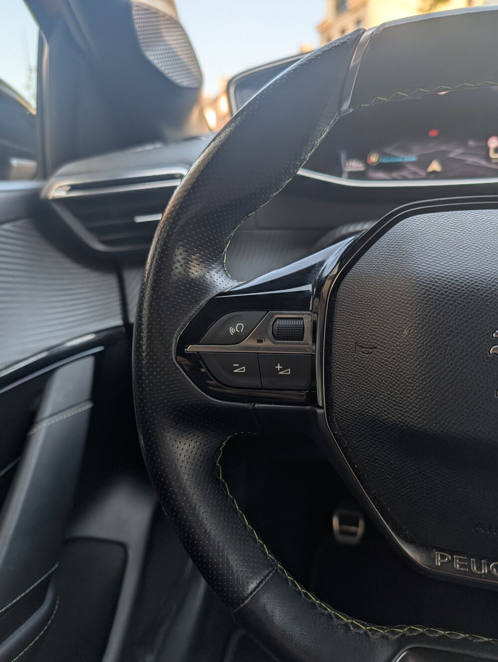 208 1.2 PURETECH 100ch GT - CARPLAY GPS CAMERA - GARANTIE 6 A 60 2022 occasion 57600 Forbach