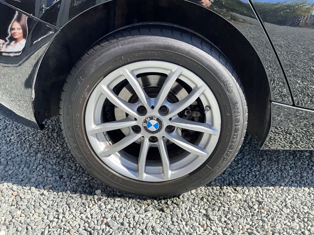S&eacute;rie 1 1.6 120 I 175cv LOUNGE 4 PNEUS NEUF / RADAR AR / BLUETHOUSE 2015 occasion 17000 La Rochelle