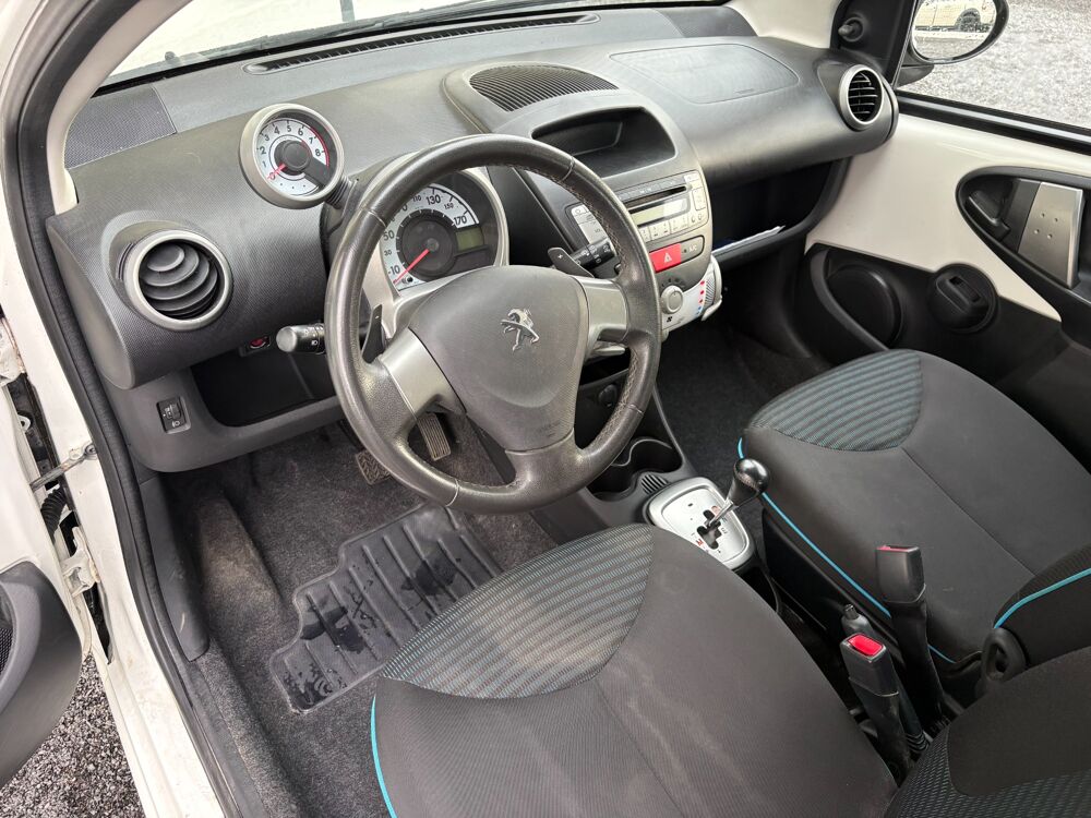 107 1.0 70 ALLURE 2-TRONIC BVA 2013 occasion 64122 Urrugne