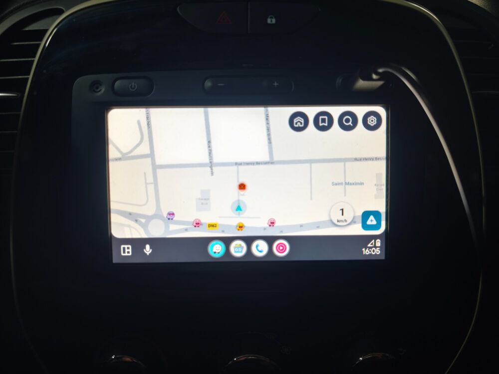 Captur 0.9 TCE 90 BUSINESS PREMIERE MAIN 2020 occasion 60740 Saint-Maximin