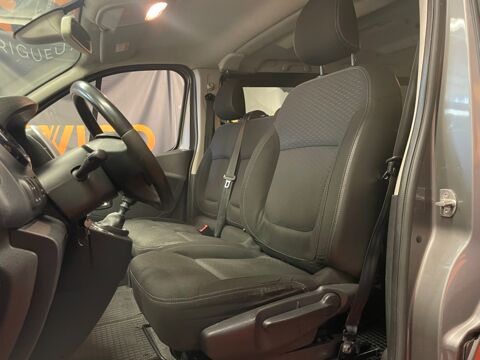 Vivaro COMBI BITURBO 1.6 CDTI 120Ch 9 PLACES / ATTELAGE 2015 occasion 24750 Tr&eacute;lissac
