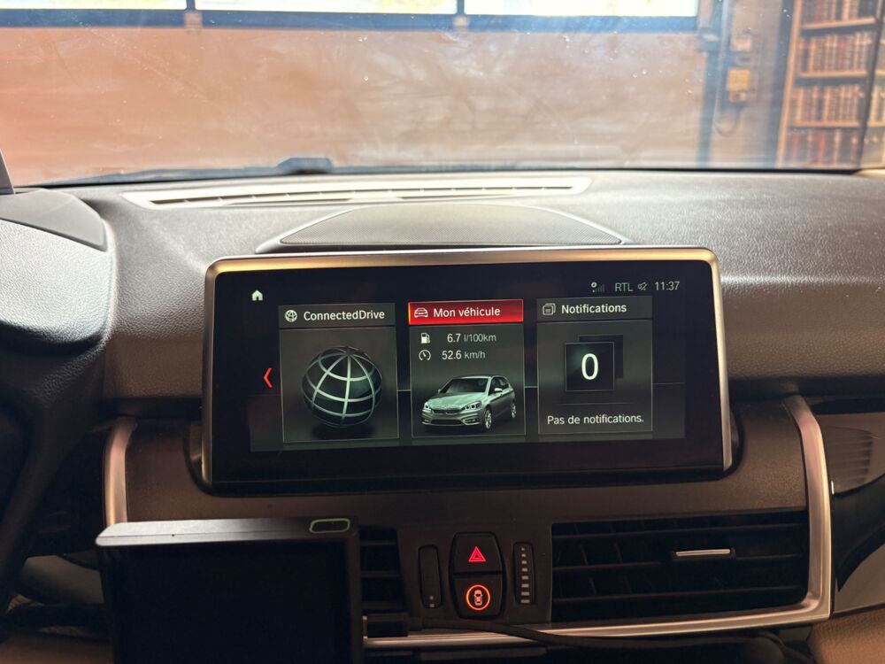 Serie 2 Active Tourer Luxury 225xeA 224ch 2017 occasion 83600 Fr&eacute;jus