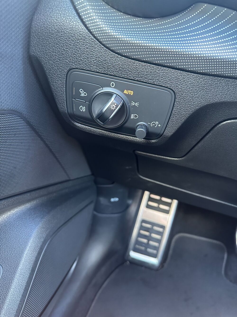 Q2 2.0 TDI 35 150CH QUATTRO / S-LiNE / SUIVI AUDI - TOIT OUVRAN 2022 occasion 44220 Cou&euml;ron