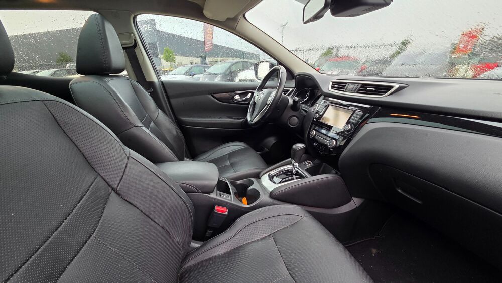Qashqai 1.2 DIGT 115ch TEKNA 2WD X-TRONIC - CAMERA 360 - TOIT PANO - 2015 occasion 27000 &Eacute;vreux