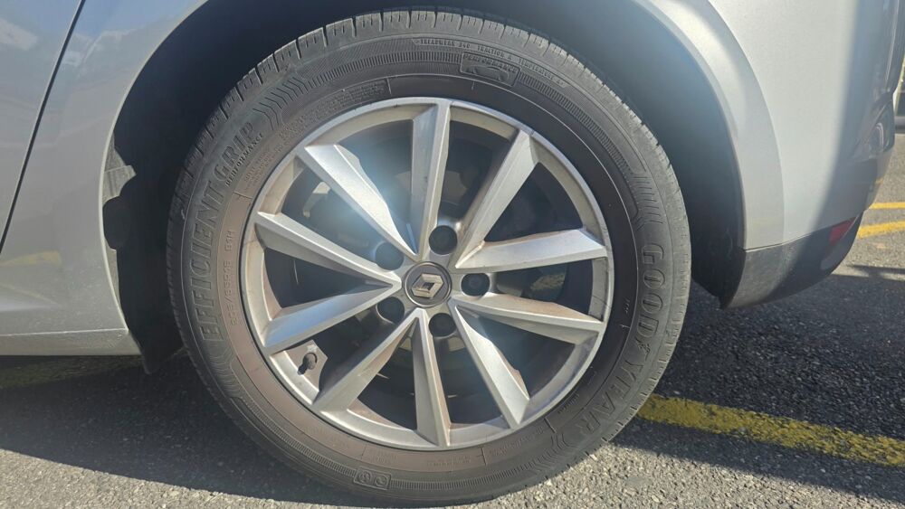 M&eacute;gane 1.3 TCE 115 BUSINESS / RADAR DE RECUL / ENTRETIEN OK / CT OK 2018 occasion 74600 Seynod
