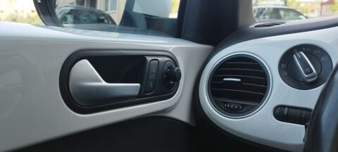 COCCINELLE II 2.0 TDI 140CH EDITION CUP R-LINE - SIEGES CHAUFFANTS 2014 occasion 57600 Forbach