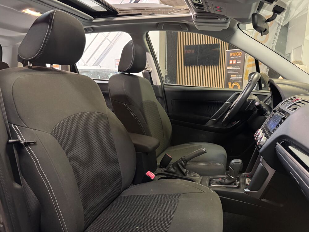 Forester 2.0 150 ch X AWD BVA CONFORT PLUS - TOIT OUVRANT - SIEGES CH 2017 occasion 78125 Gazeran
