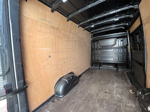 Crafter FOURGON 2.0 TDI 175 30 L3H3 BUSINESS LINE BVA + CARPLAY + CA 2019 occasion 54000 Nancy