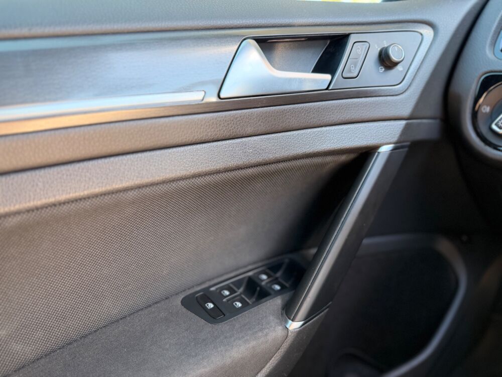 Golf GTE 204 Ch 1.4 TSI DSG BVA - CARPLAY - VIRTUAL COCKPIT 2020 occasion 26000 Valence