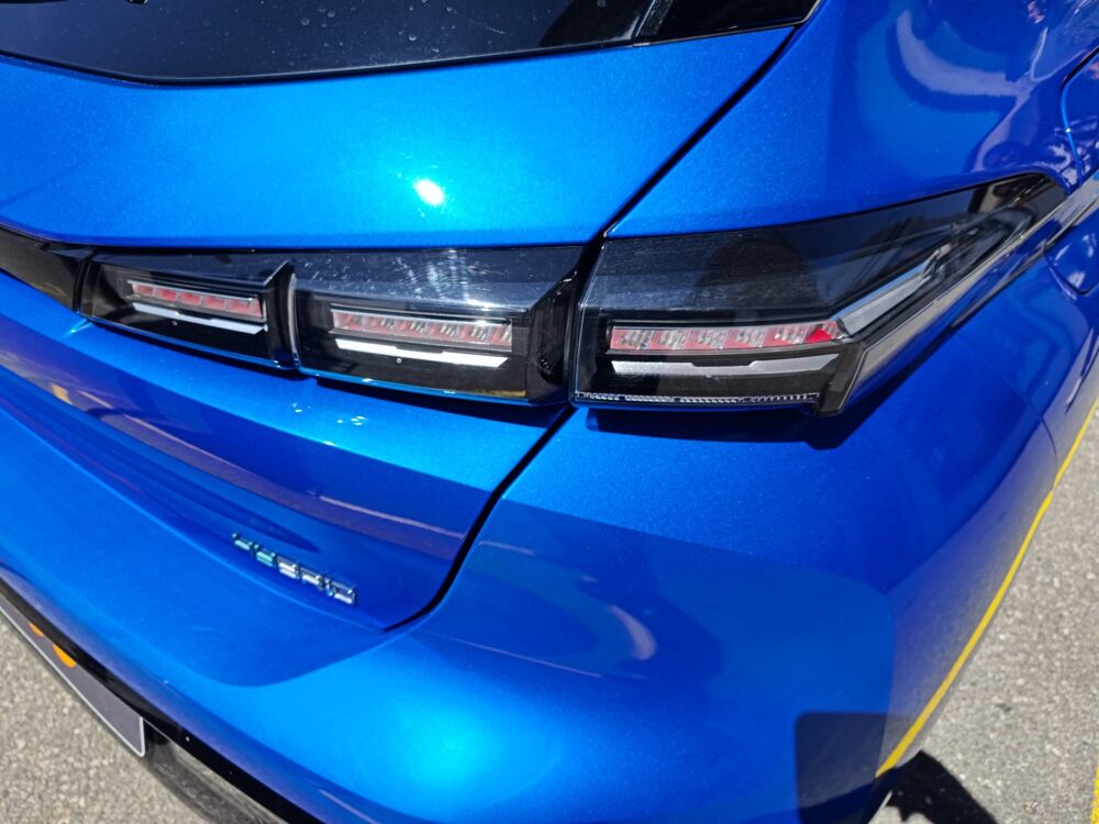 308 GENERATION-III 1.6 180cH HYBRID PHEV 12.4KWH ALLURE PACK E-E 2022 occasion 74600 Seynod