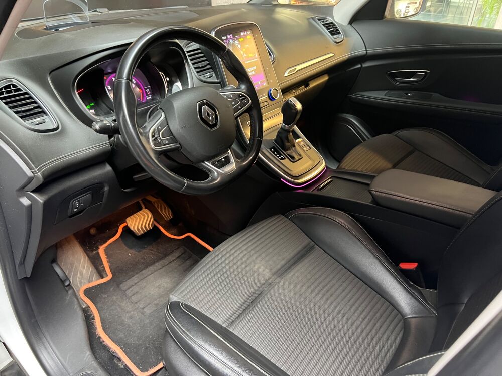 Grand scenic IV 1.3 TCE 140 ENERGY INTENS EDC BVA // 7 PLACES // ATTELAGE // 2019 occasion 33320 Eysines