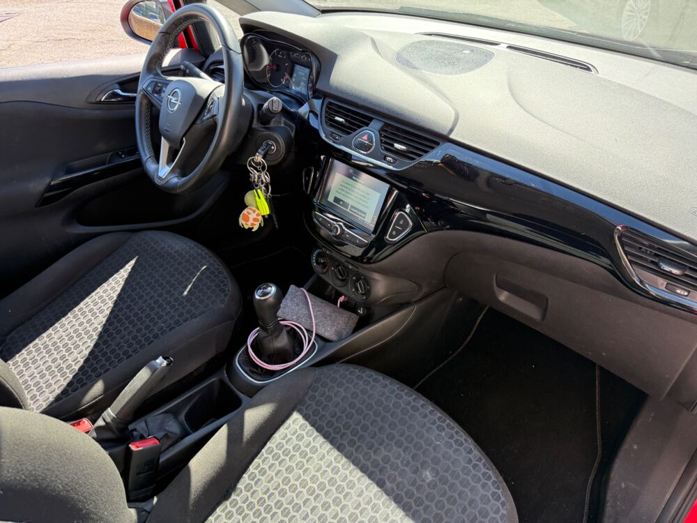 Corsa 1.4 90 CH PLAY 5 portes 2017 occasion 25000 Besan&ccedil;on