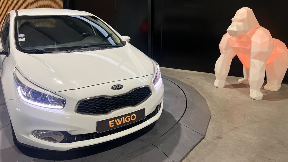 Ceed 1.6 GDI 135ch ACTIVE - REGULATEUR DE VITESSE - CLIMATISATION 2014 occasion 33610 Cestas