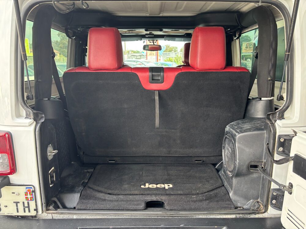 Wrangler 3.6 V6 285 CH RUBICON AWD ETHANOL ET PEDALBOX 2014 occasion 64320 Idron