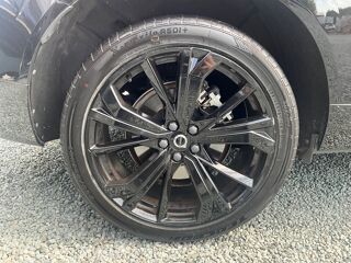 XC60 Black &eacute;dition II T6 253cv+145cv SIEGES CHAUFFANTS AV/AR / RE 2023 occasion 17000 La Rochelle