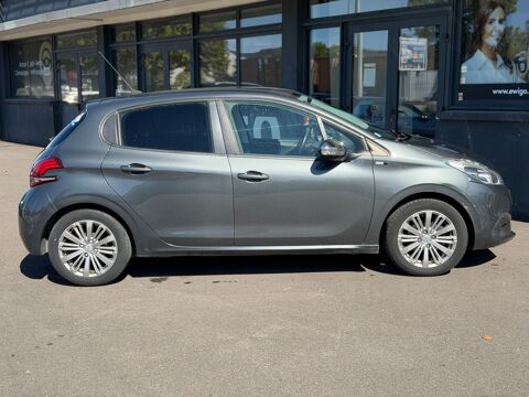 208 STYLE GENERATION-I 1.2 VTI 82 Ch- DISTRIBUTION FAITE - CARPL 2017 occasion 26000 Valence