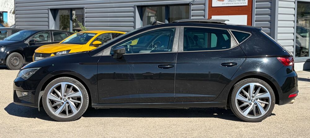 Leon 1.8 TSI 180CH FR DSG 7 START-STOP - TOIT OUVRANT - CARPLAY - 2015 occasion 25300 Pontarlier