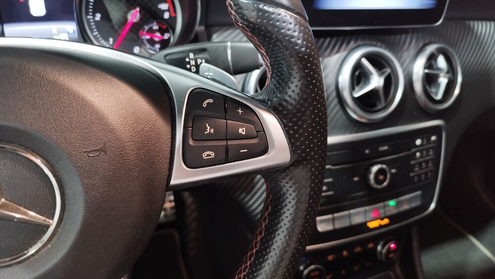 Classe A PHASE II 2.2 CDI 136CV FASCINATION AMG LINE / TOIT PANORAMIQ 2018 occasion 17430 Tonnay-Charente