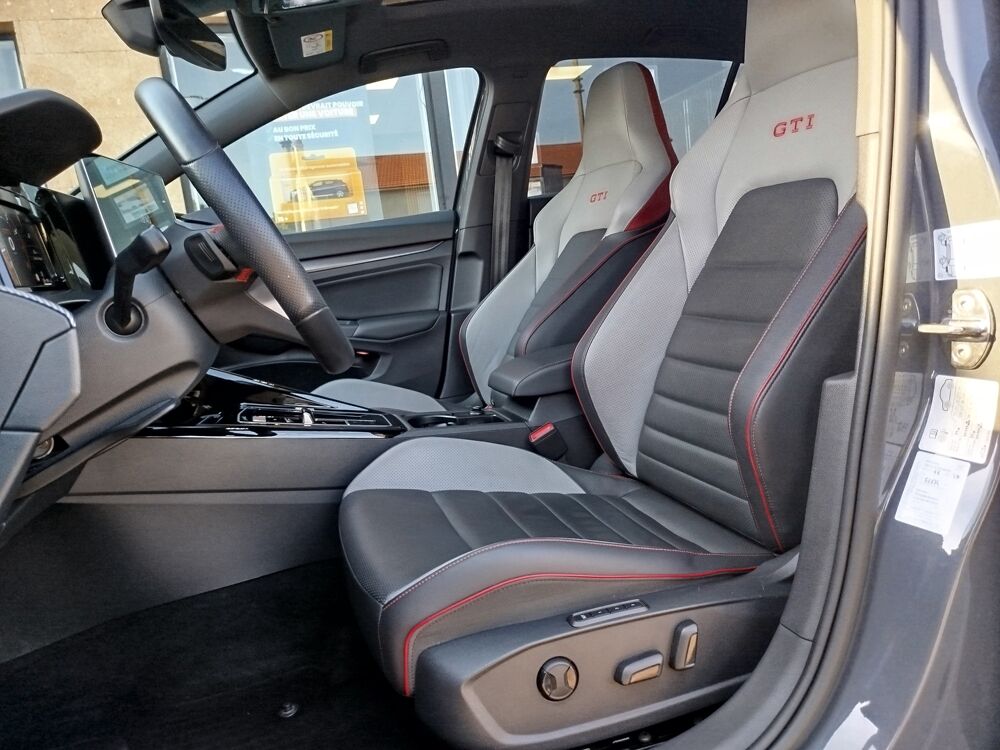 Golf 2.0 TSI 265CH GTI DSG7 - INTERIEUR CUIR - TOIT OUVRANT - HAR 2024 occasion 13700 Marignane