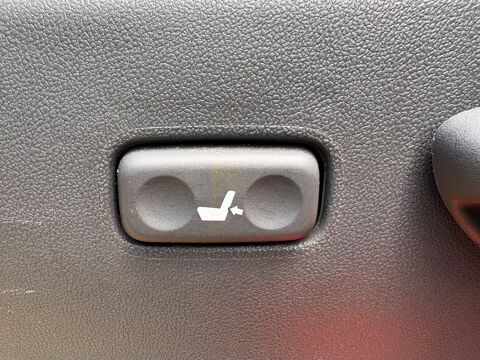 Prius 1.8 136H 100 ch HYBRID FULL-HYBRID BVA - &Eacute;CRAN TACTILE - CAR 2010 occasion 77700 Serris