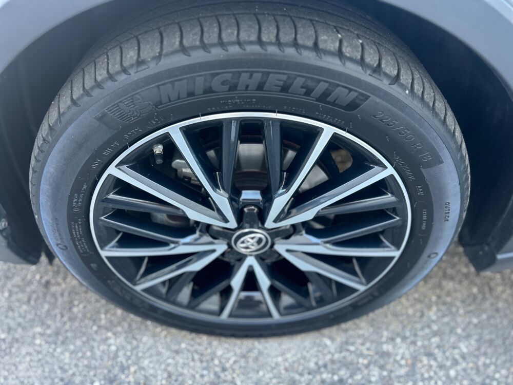 C-HR 1.8 HSD 122H 100 FULL-HYBRID 4X2 E-CVT BVA / CAMERA DE RECUL 2017 occasion 47000 Agen